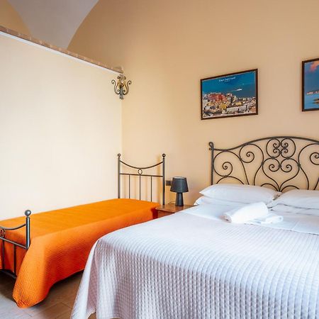 Bed and Breakfast Relais Il Pennino Масса-Лубренсе Экстерьер фото