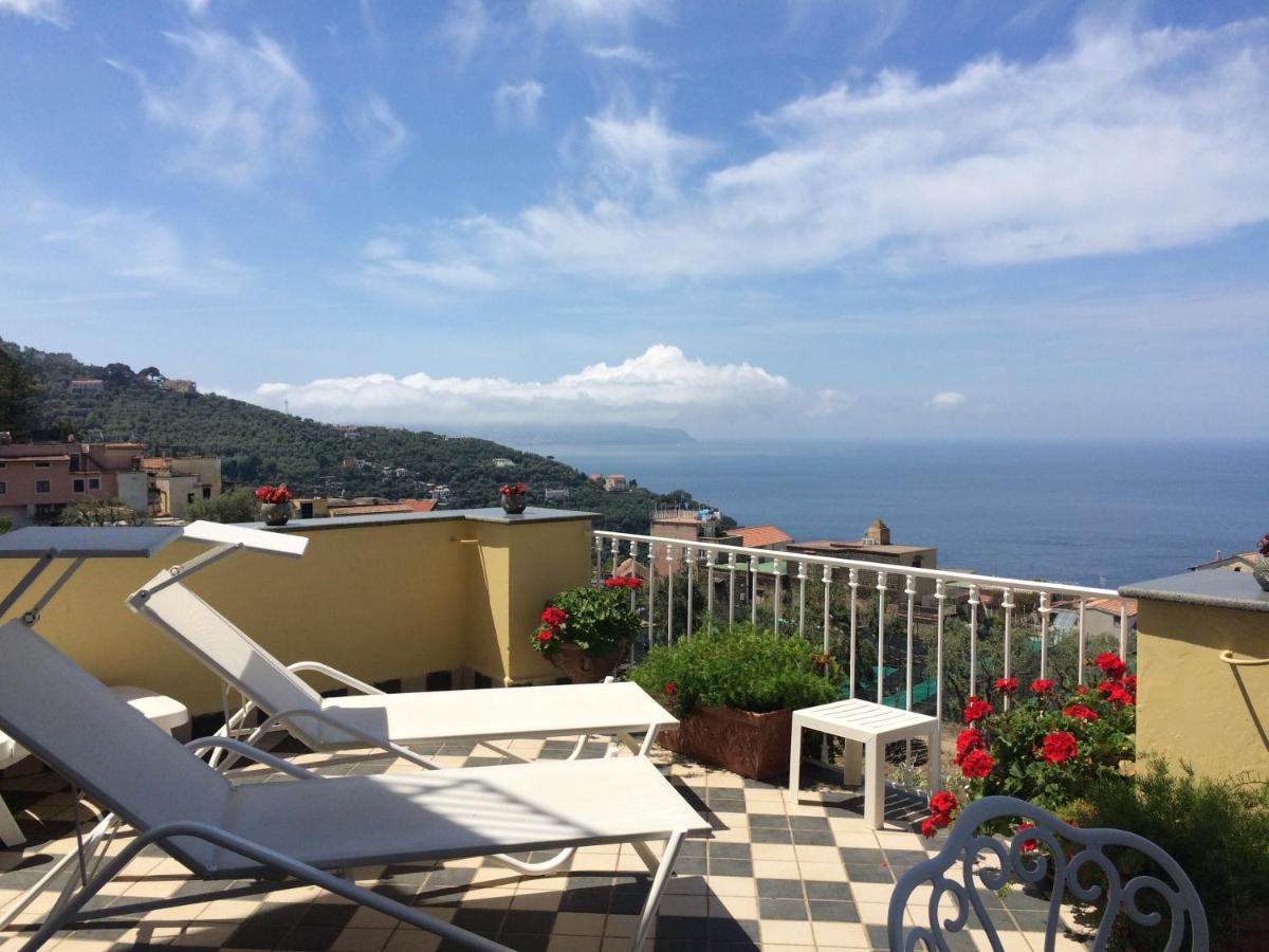 Bed and Breakfast Relais Il Pennino Масса-Лубренсе Номер фото