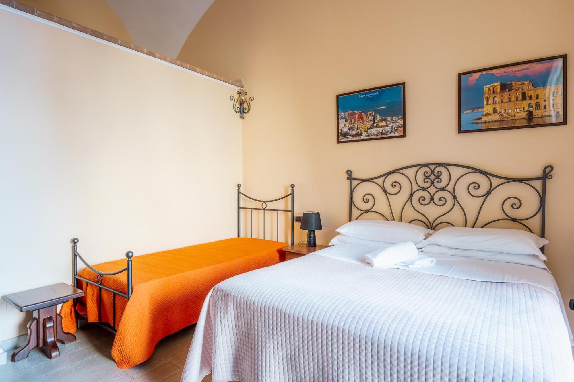 Bed and Breakfast Relais Il Pennino Масса-Лубренсе Экстерьер фото