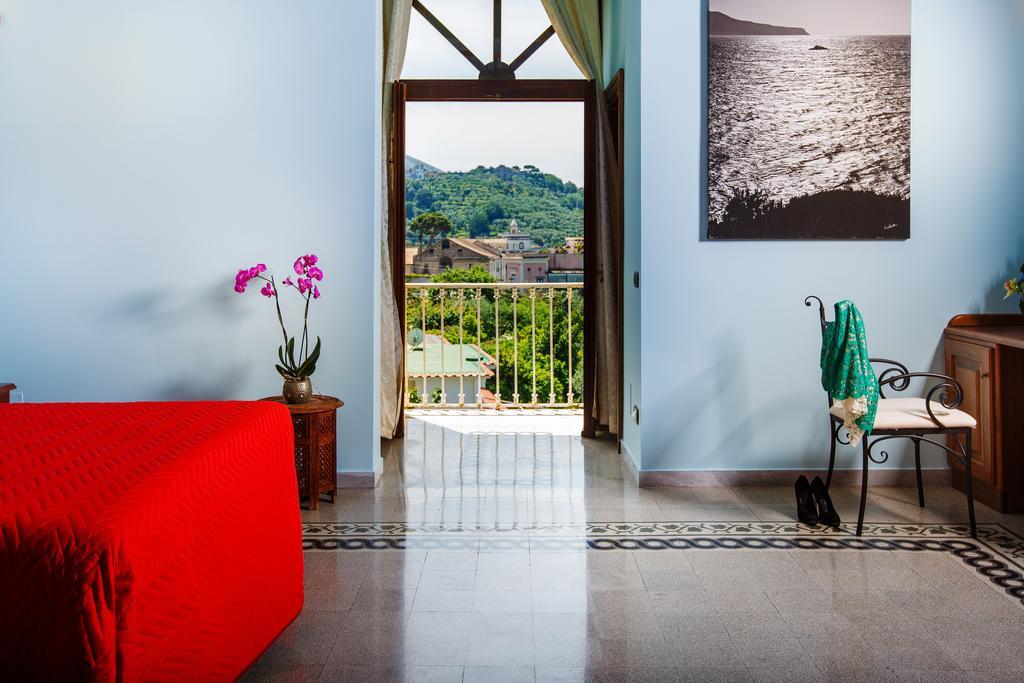 Bed and Breakfast Relais Il Pennino Масса-Лубренсе Экстерьер фото