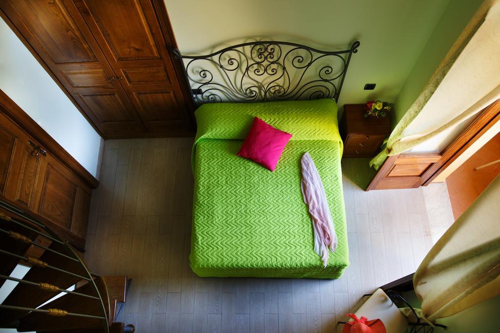 Bed and Breakfast Relais Il Pennino Масса-Лубренсе Экстерьер фото