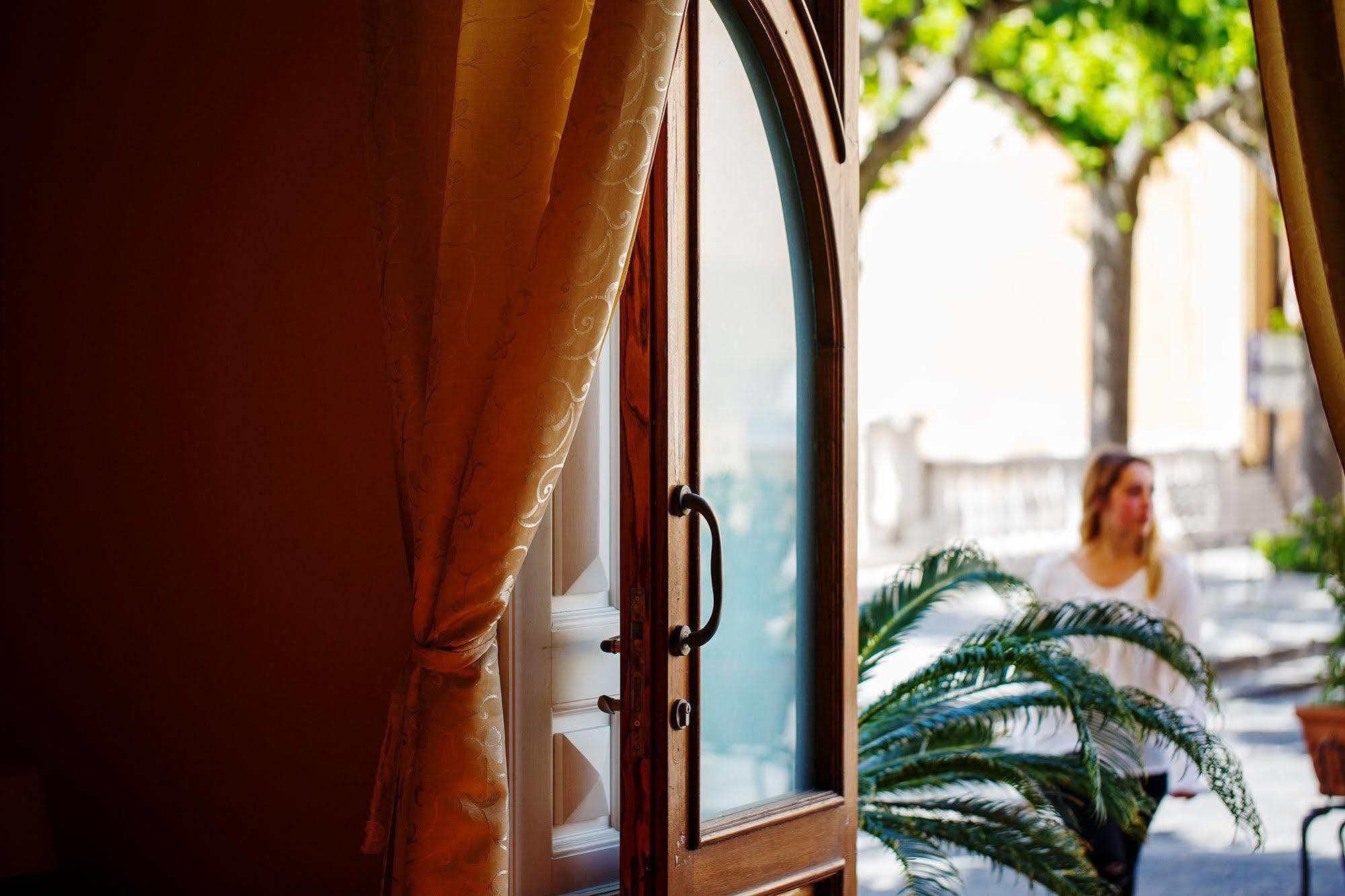 Bed and Breakfast Relais Il Pennino Масса-Лубренсе Экстерьер фото