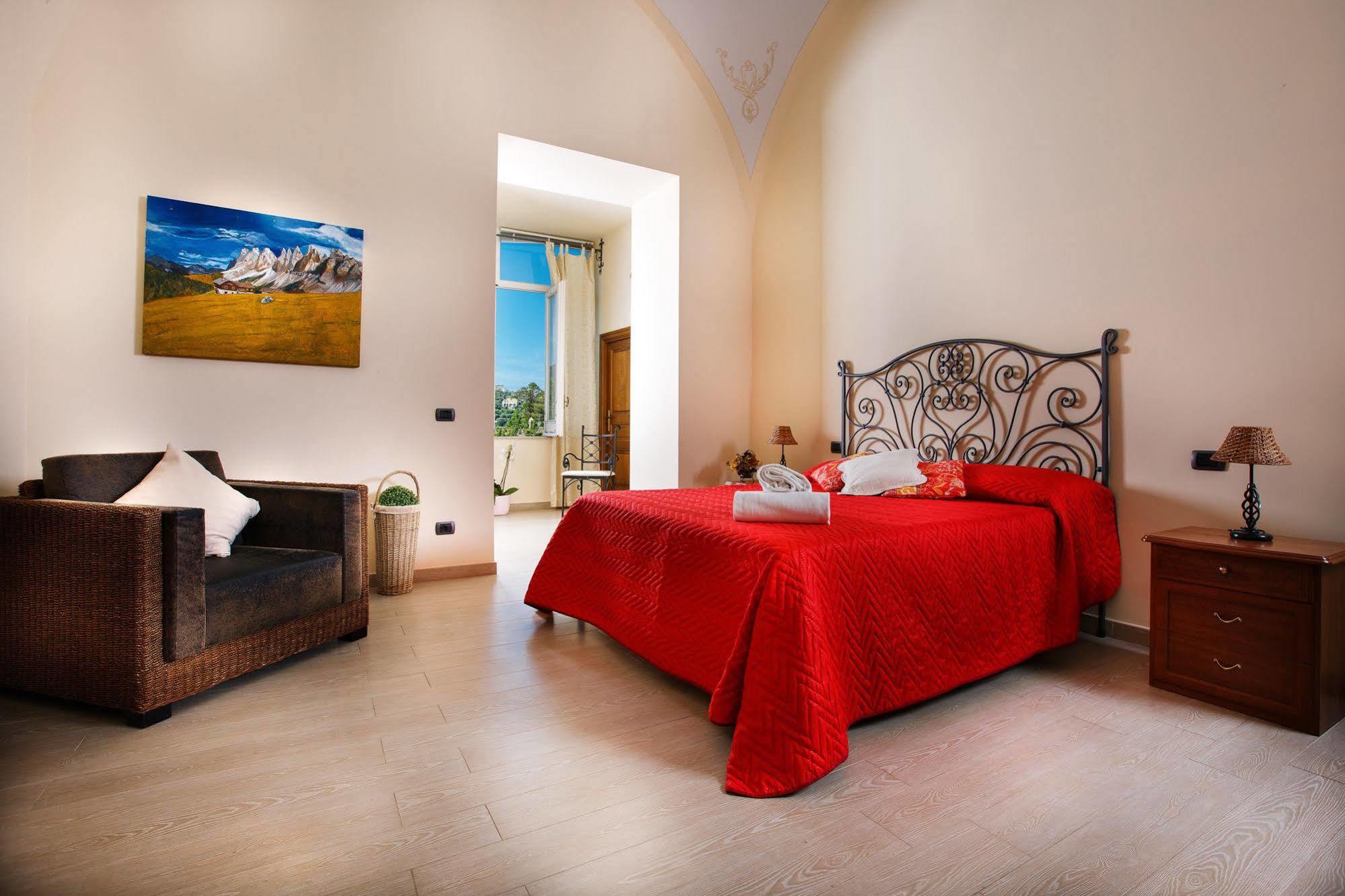 Bed and Breakfast Relais Il Pennino Масса-Лубренсе Экстерьер фото
